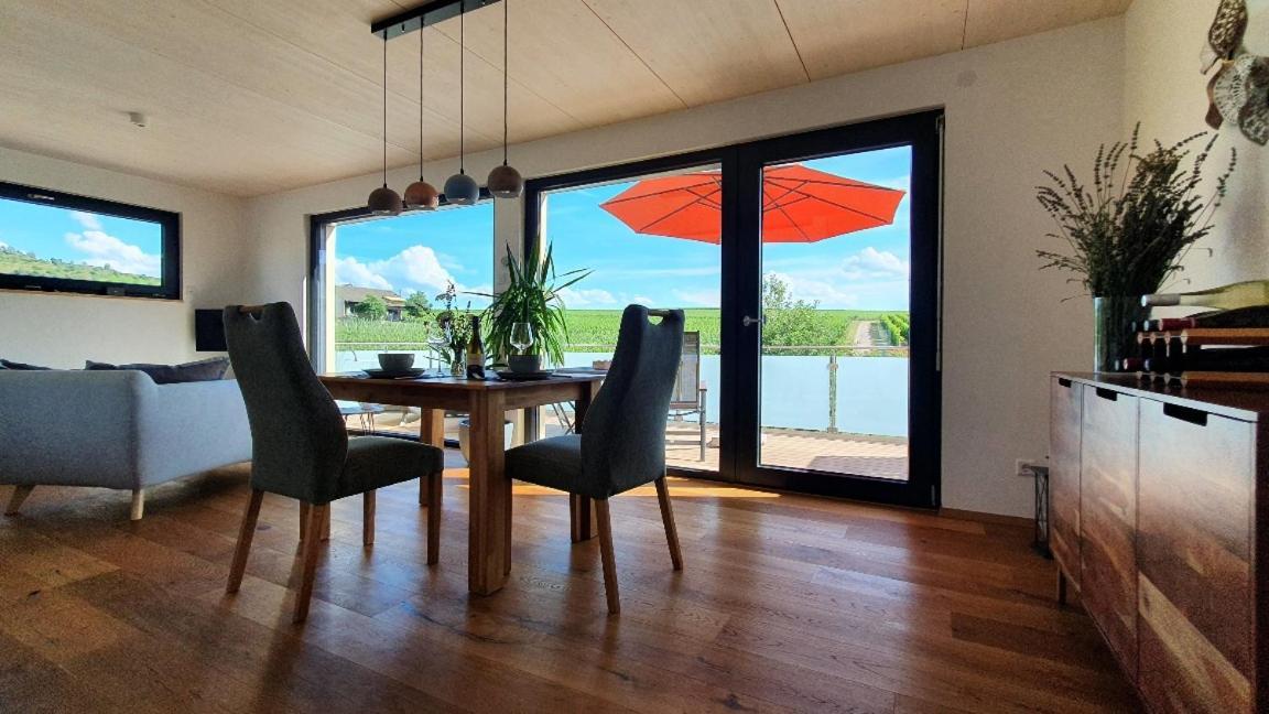 Gaestehaus Casa Luna - Paradiesische Ferienwohnungen Am Kaiserstuhl! Bischoffingen Eksteriør bilde