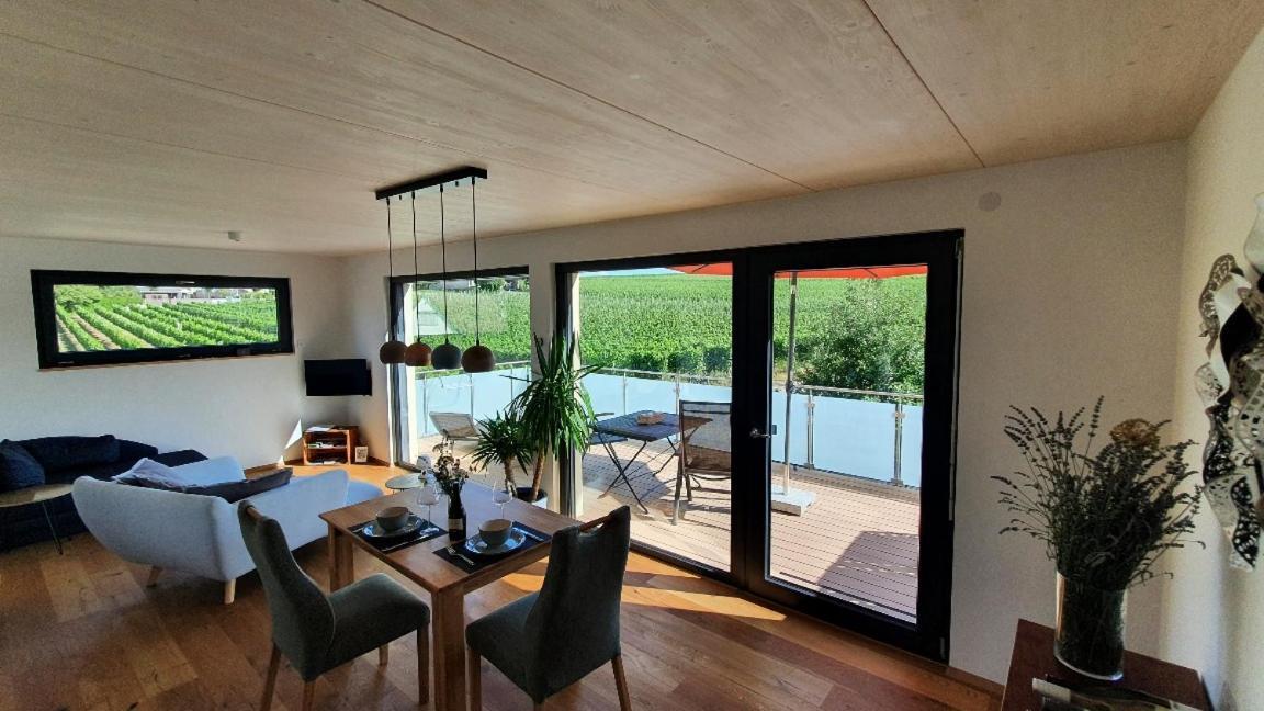 Gaestehaus Casa Luna - Paradiesische Ferienwohnungen Am Kaiserstuhl! Bischoffingen Eksteriør bilde